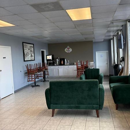 Super 8 By Wyndham Manassas Ξενοδοχείο Εξωτερικό φωτογραφία