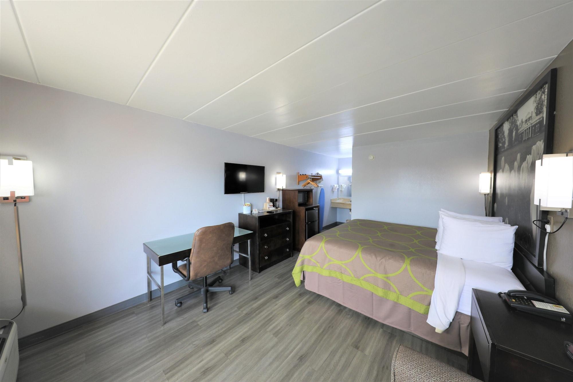 Super 8 By Wyndham Manassas Ξενοδοχείο Εξωτερικό φωτογραφία