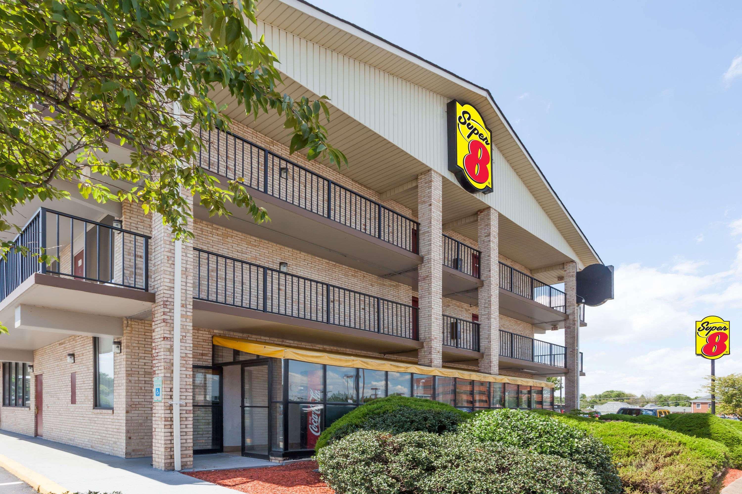 Super 8 By Wyndham Manassas Ξενοδοχείο Εξωτερικό φωτογραφία
